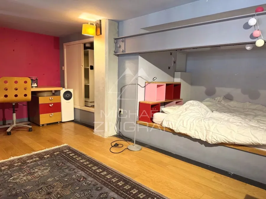 Lyon 6e Place Puvis de Chavannes - Loft familial rénové -  4 chambres & bureau - 7