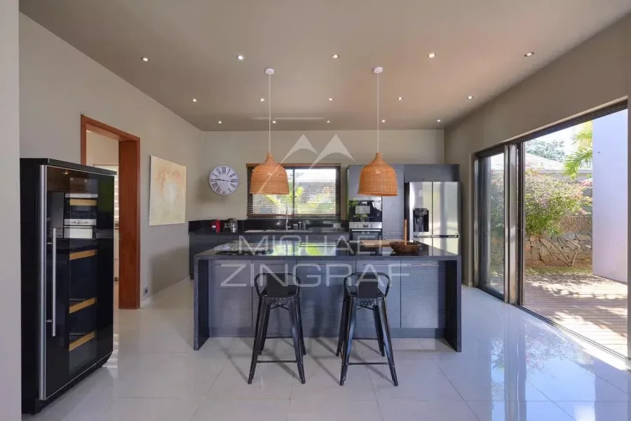 Villa d’exception avec piscine privée au cœur de Grand Baie - 8