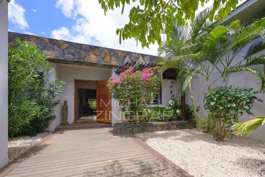 Villa d’exception avec piscine privée au cœur de Grand Baie - 4