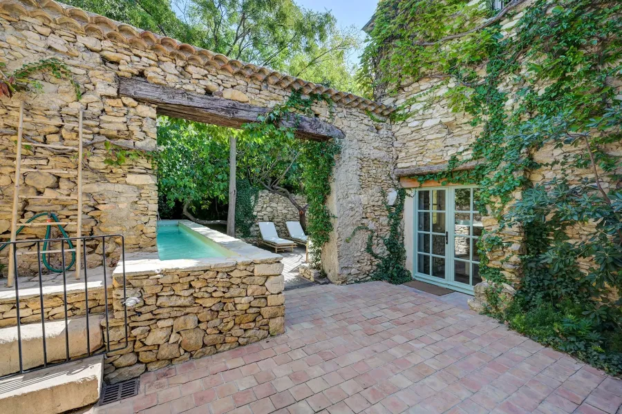 Propriété d'Exception Aux Portes d'Aix-en-Provence : Magnanerie du XVIIIe Rénovée - 7