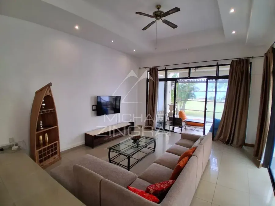 Villa pieds dans l’eau avec vue exceptionnelle à Pointe aux Canonniers - 5