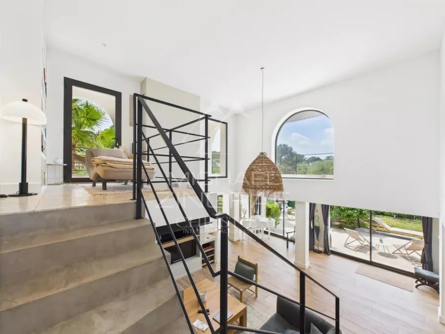 Élégante propriété provençale avec piscine, oliveraie et fort potentiel locatif - 4