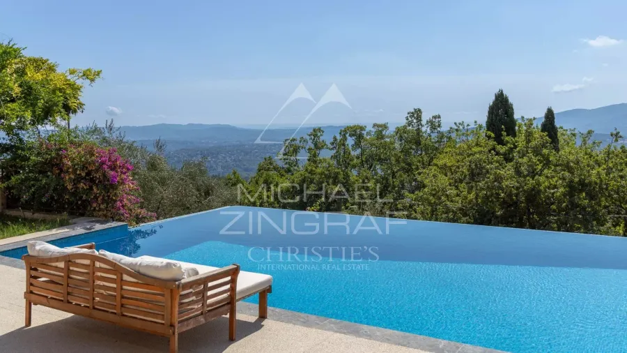 Une villa idéalement située proche du Village avec vue mer panoramique - 3