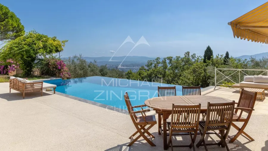 Une villa idéalement située proche du Village avec vue mer panoramique - 5