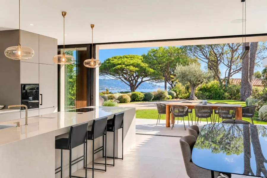 VILLA CONTEMPORAINE D’EXCEPTION AVEC VUE PANORAMIQUE -  Sainte-Maxime - 7
