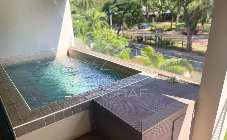 Elegantes Apartment mit 3 Schlafzimmern, privatem Pool und Meerblick – Bain Bœuf - 2