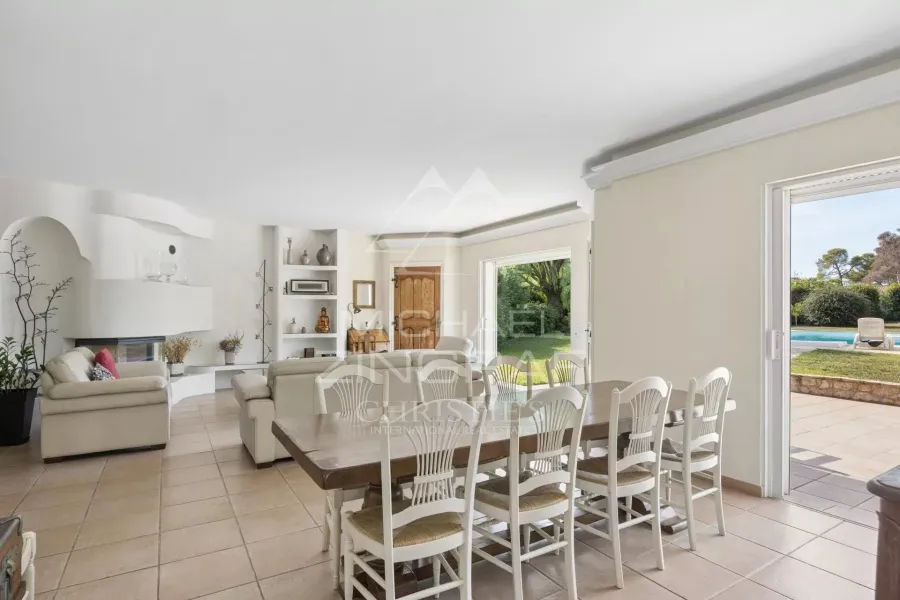 Antibes – Élégante villa avec piscine - 6