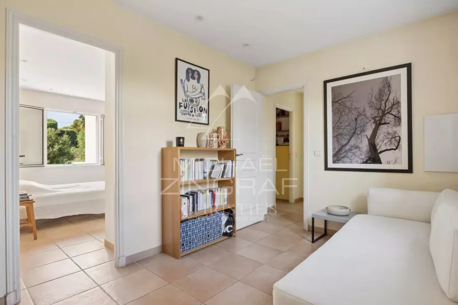 Antibes – Élégante villa avec piscine - 8