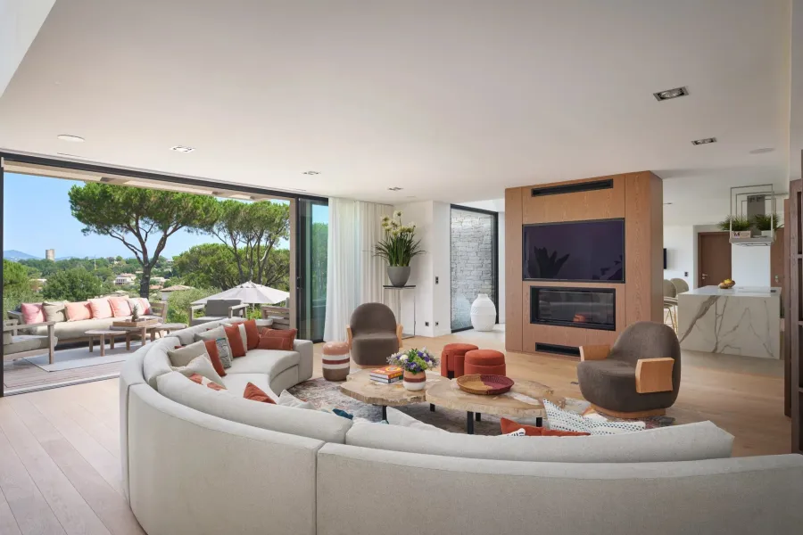 Proche Saint-Tropez – Villa contemporaine avec vue mer panoramique - 5