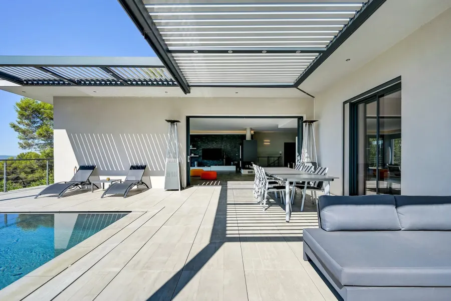 Villa d'architecte contemporaine avec vue panoramique & Pinède privée - 3