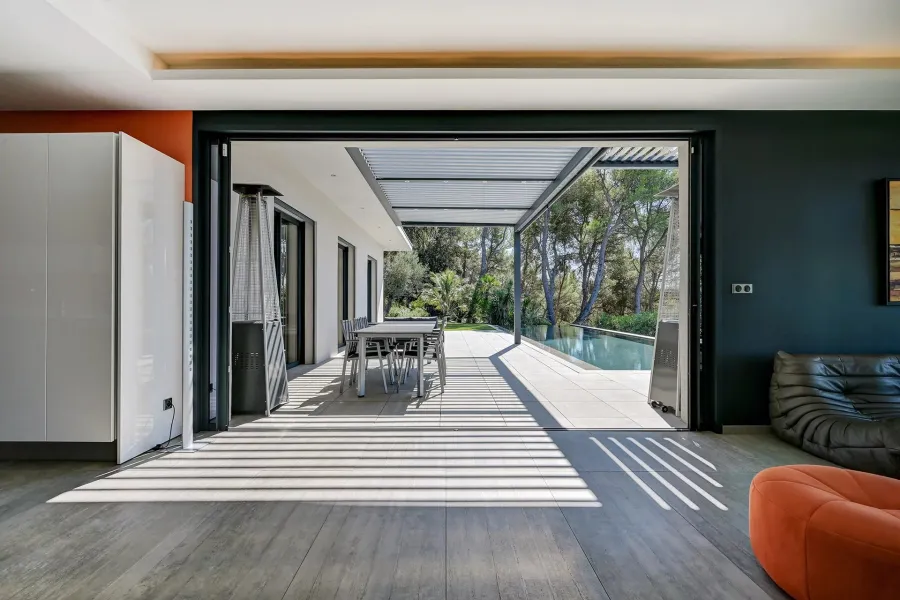 Villa d'architecte contemporaine avec vue panoramique & Pinède privée - 5
