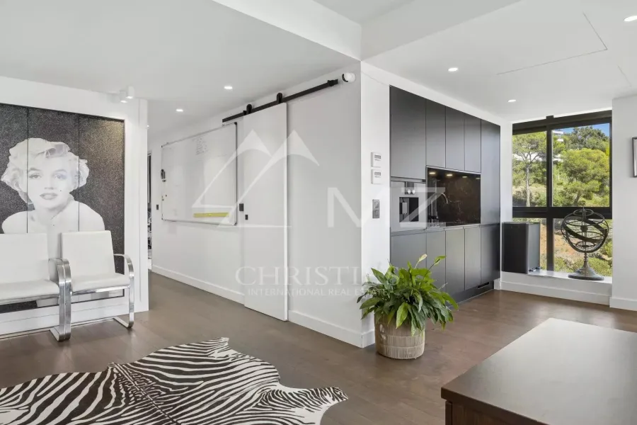 EXCLUSIVITE: Superbe 3 pièces contemporain vue mer panormaique - 8