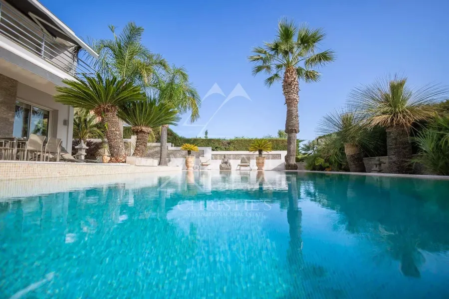 Nizza - Fabron - Familienanwesen mit Meerblick - 2