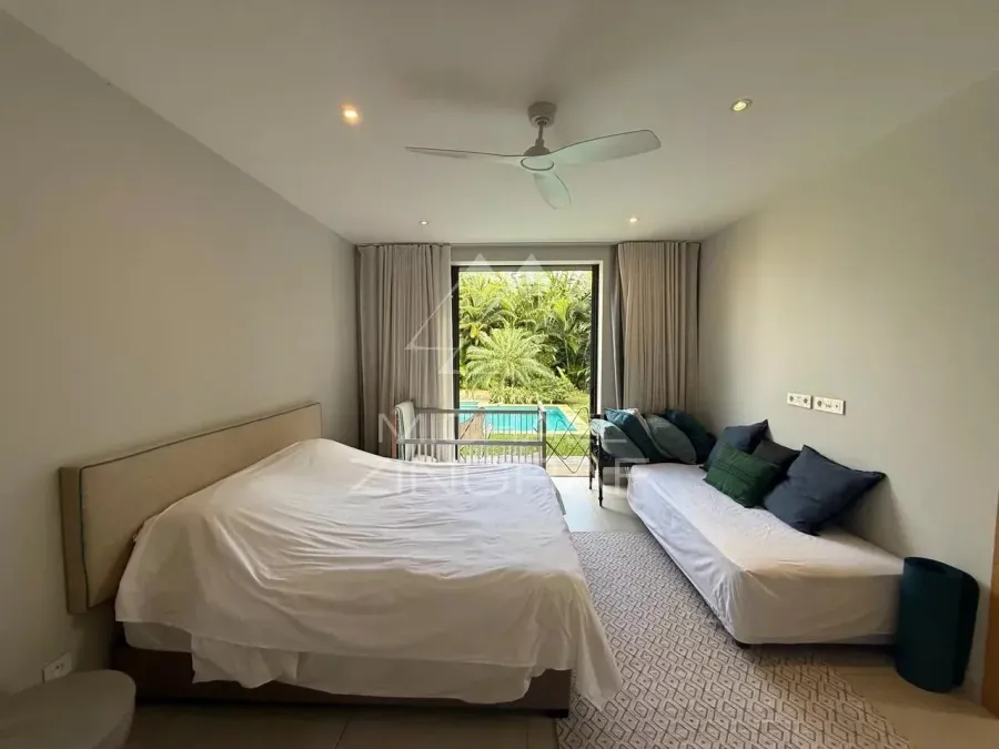 Elegant 4-Bedroom Villa with Private Pool in Forêt Daruty - 9