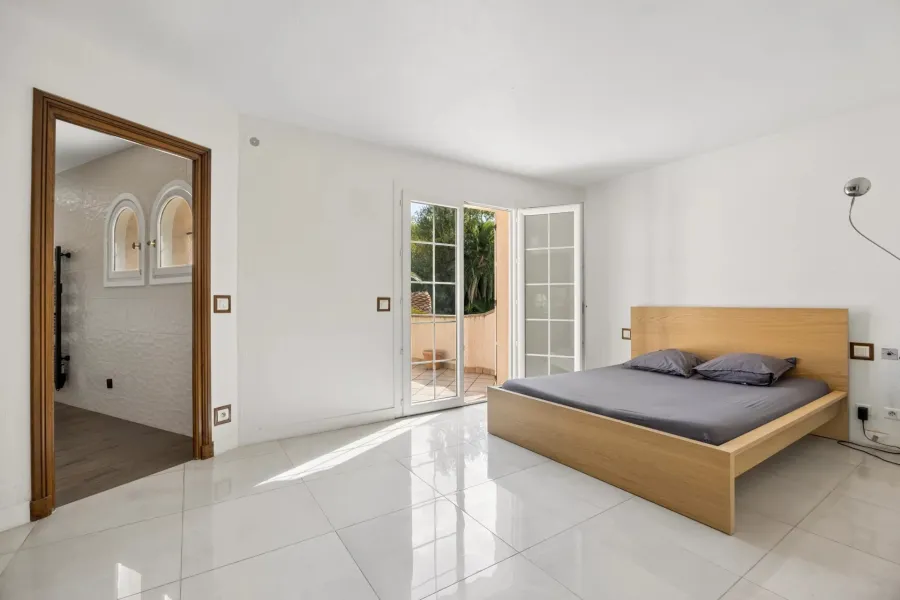 Mougins - Provençal villa on over half a hectare - 6
