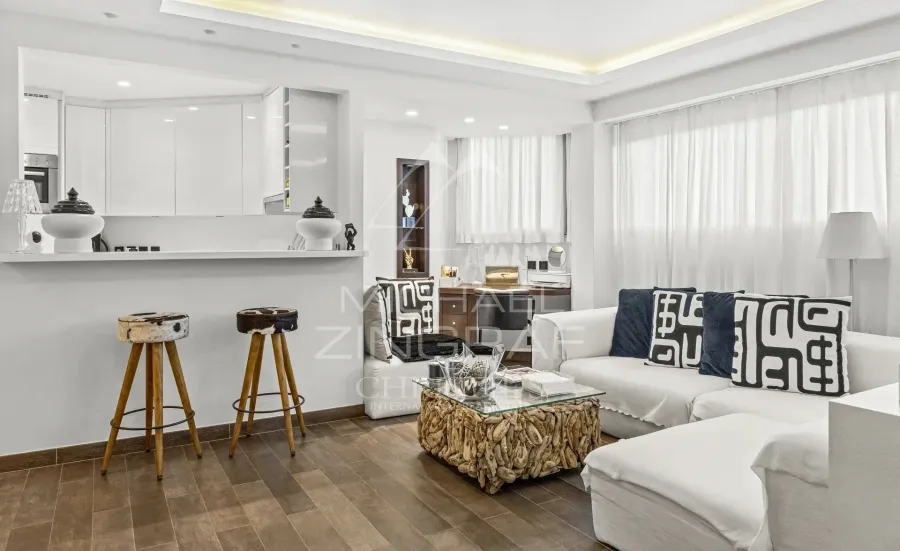 Cannes – Croisette – Studio d’exception de 53 m² face au Port Canto - 4