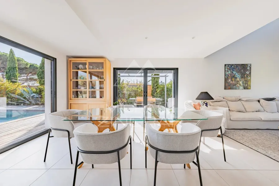 LA TESTE DE BUCH - VILLA CONTEMPORAINE AVEC PISCINE 4 CHAMBRES PISCINE TERRASSE PROCHE BASSIN - 7