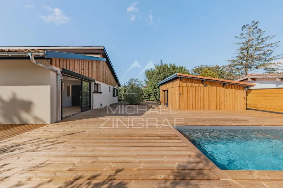 LA HUME – ELEGANTE, RENOVIERTE VILLA MIT POOL UND SEPARATEM GÄSTEHAUS - 5