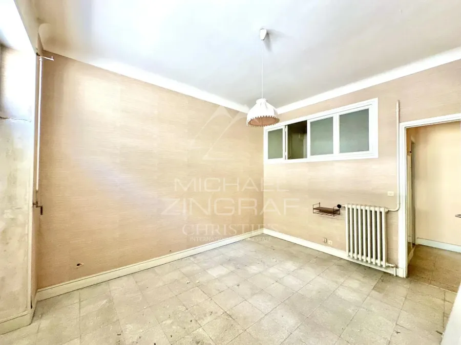 NICE - CARRÉ D'OR -  RARE OPPORTUNITÉ / Appartement a rénover : - 7