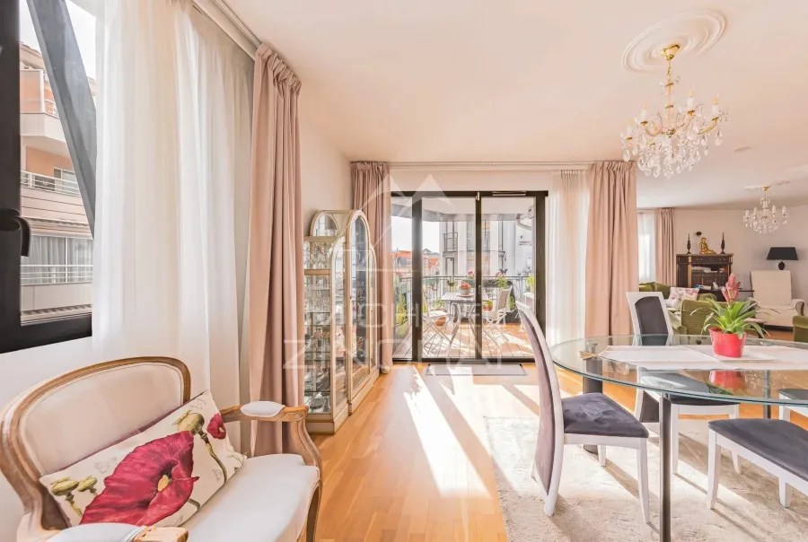 ARCACHON STADTZENTRUM 2 SCHLAFZIMMER 2 DUSCHBADEZIMMER BALKONE IN STRANDNÄHE - 4