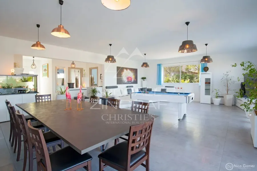 SAINT-RAPHAËL - RARE PROPRIÉTÉ CONTEMPORAINE - 5