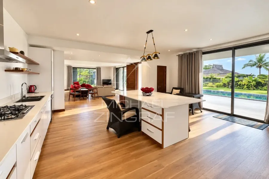 Villa élégante de 4 chambres avec vue mer – Vieux Grand Port - 7