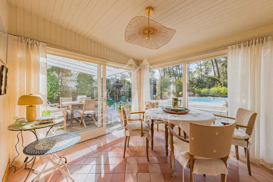 PYLA-SUR-MER - VILLA DE 7 PIÈCES AVEC PISCINE - 6