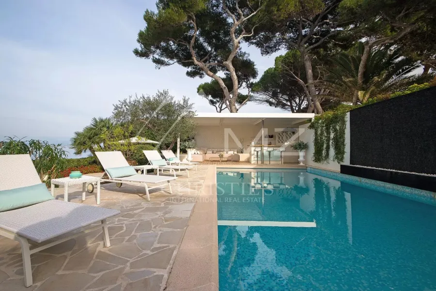 Cap d'Antibes - Unique villa pieds dans l'eau - 2