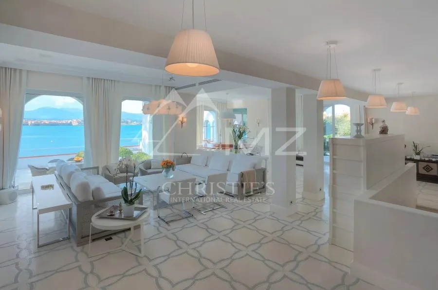 Cap d'Antibes - Unique villa pieds dans l'eau - 3