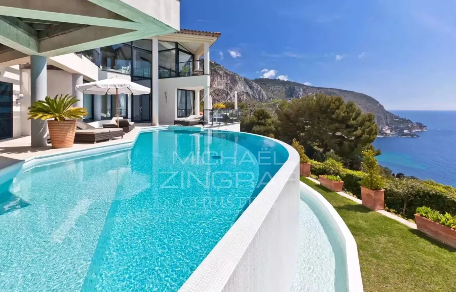 Villa Moderne Familiale avec Vue Panoramique - 1