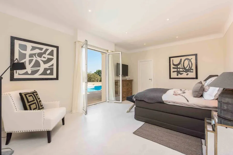 Mougins - Villa rénovée dans domaine privé - 9