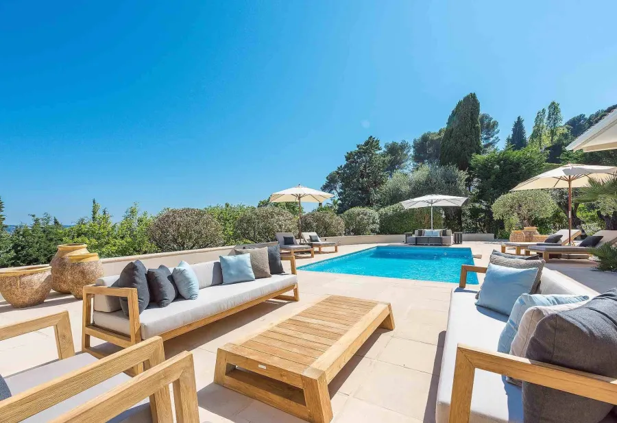 Mougins - Villa rénovée dans domaine privé - 4