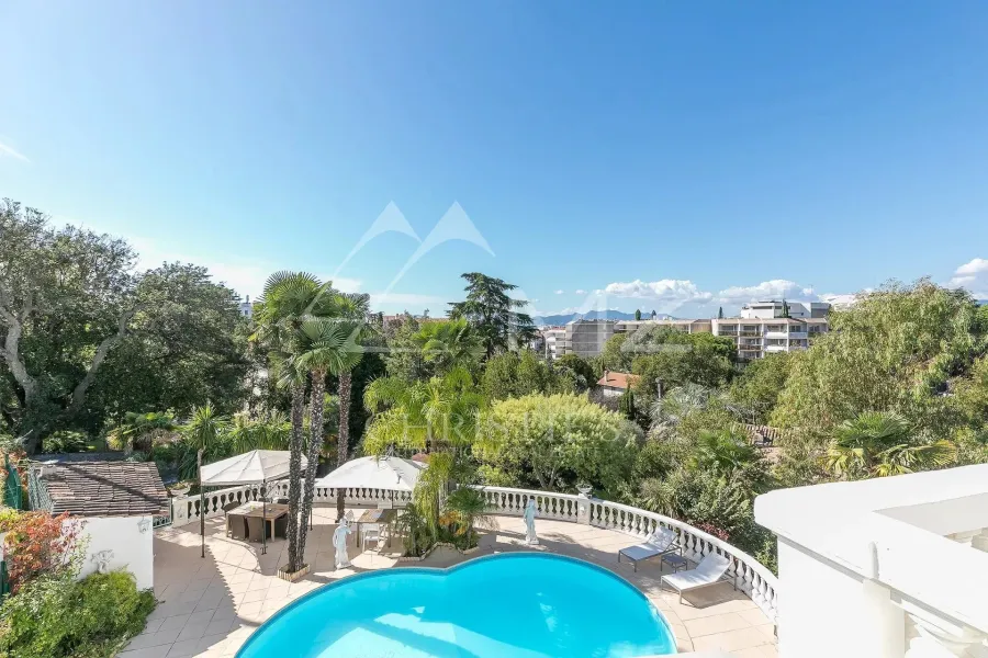 Cannes - Villa proche centre ville - 2
