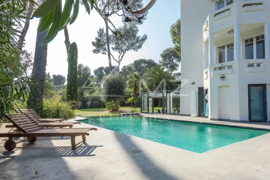Cap d'Antibes - Superbe villa contemporaine