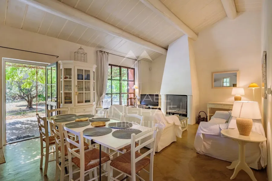 Roussillon - Charmante maison avec piscine - 6