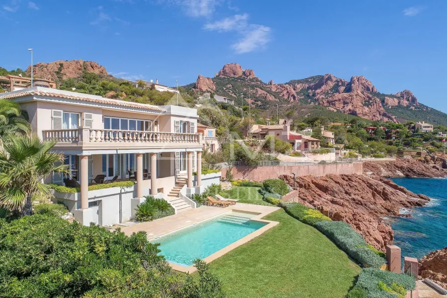 Proche Cannes - Villa pieds dans l'eau - 8