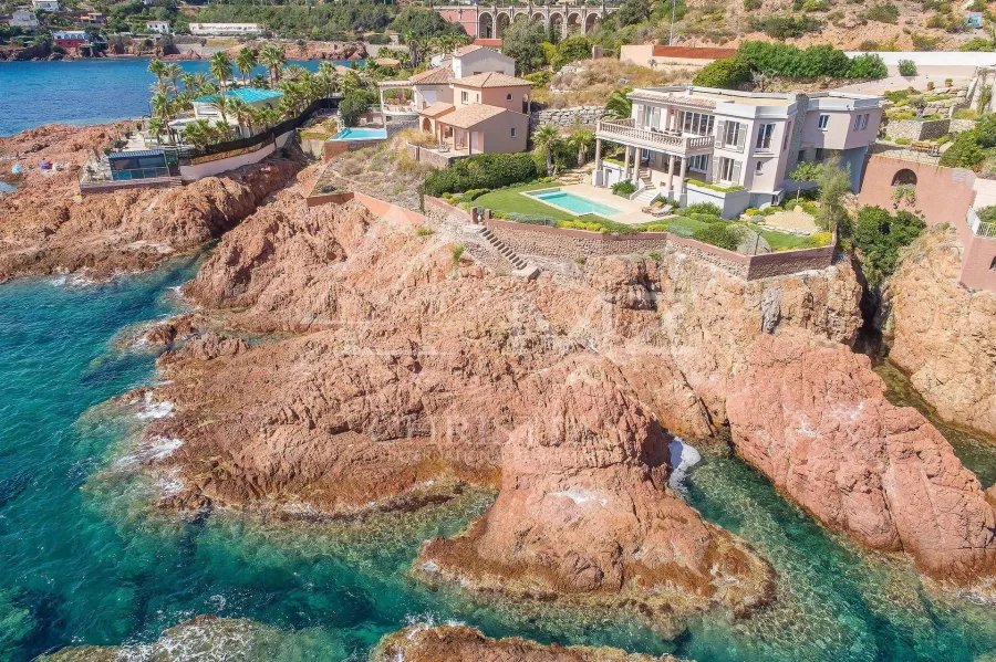 Proche Cannes - Villa pieds dans l'eau - 3