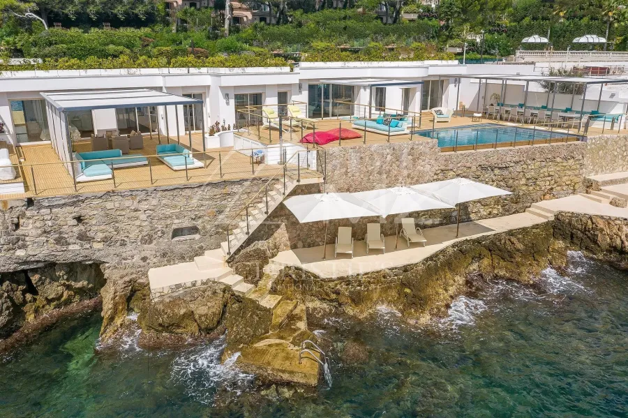 Cap d'Antibes - Exceptionnelle villa pieds dans l’eau - 2