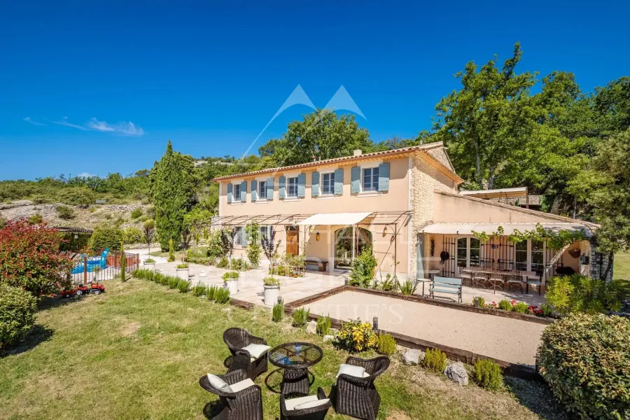 Murs – Élégante Bastide avec Vue Panoramique sur le Luberon - 5