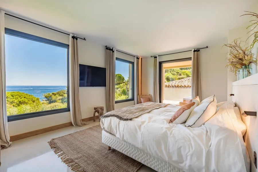 Villa Haven Saint-Tropez - Maison neuve avec vue exceptionnelle sur la mer - 9