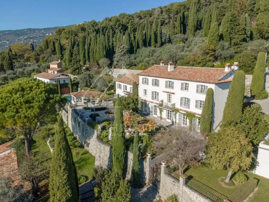 Arrière-pays Cannois – Domaine d’exception, ancienne demeure d’Helena Rubinstein