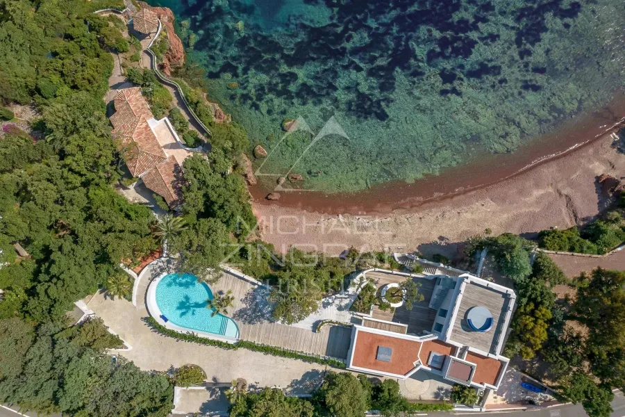 Proche Cannes - Villa pieds dans l'eau - 9