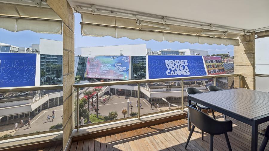 Cannes – Croisette – Wunderschöne 4-Zimmer-Wohnung mit Meerblick - 5