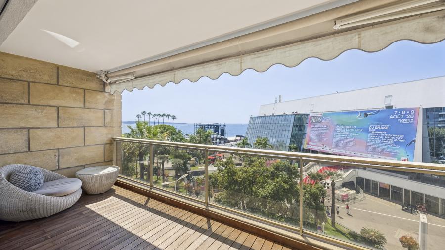 Cannes – Croisette – Wunderschöne 4-Zimmer-Wohnung mit Meerblick - 3