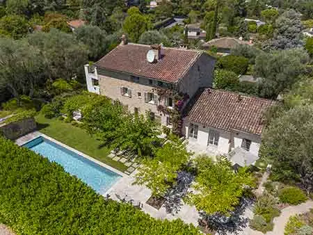 bastide de charme à valbonne